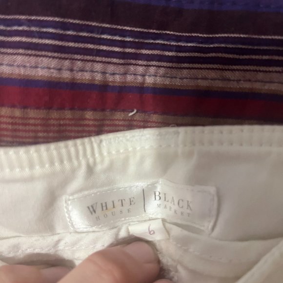 Women's White House Black Market White Capris Size 6 - Picture 3 of 3